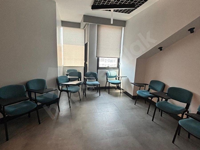 KADIKÖY ALTIYOLDA 4 KATLI TERASLI KİRALIK OFİS - Görsel 28