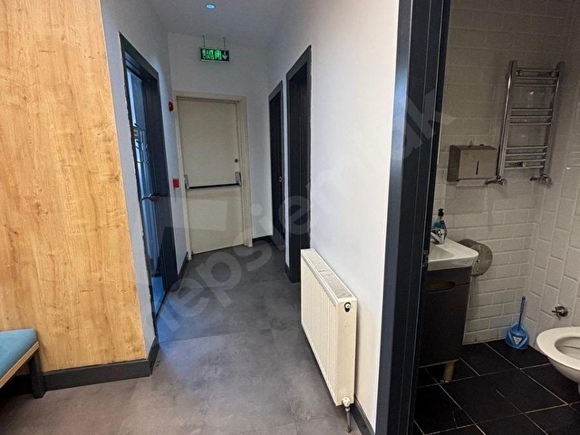 KADIKÖY ALTIYOLDA 4 KATLI TERASLI KİRALIK OFİS - Görsel 11