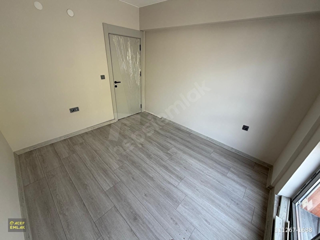 YeşilovaDa Merkezin KalbinDe 1+1 Oturum Ve İskan Hazır - Görsel 16