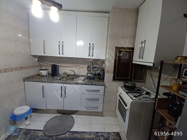 Gültepe Erdoğan Caddesinde Acil İhtıyaçtan İskanlı Binada Bakımlı 3.Kat 2+1 Daire. - Görsel 19