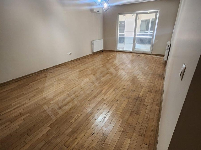 KUTLUBEY SOK. 2+1 GİRİŞ KAT 80M2 - Görsel 12