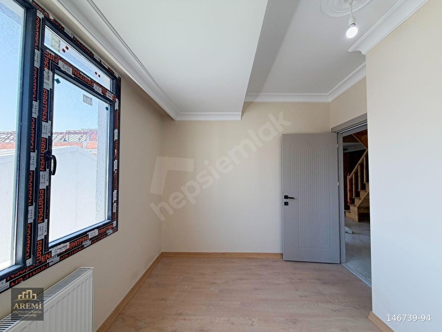 TAHTAKALEDE GÖL MANZARALI EBVYN BANYOLU 210M2 5+2 LÜKS DUBLEKS - Görsel 14