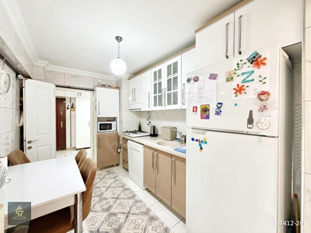 BAĞCI CADDESİ ÜZERİ SATILIK 3+1 ASANSÖRLÜ FULL YAPILI DAİRE - Görsel 9
