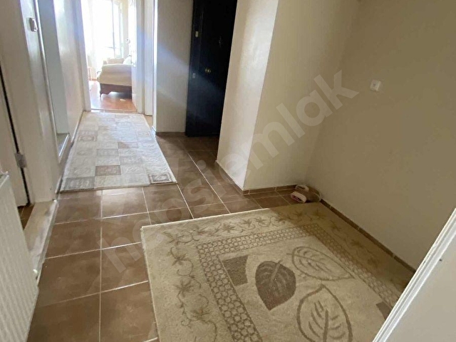 LAÇİNDEN BUCA YEŞİLBAGLAR MAH. DOĞALGAZLI 2+0 BALKONLU DAİRE - Görsel 23