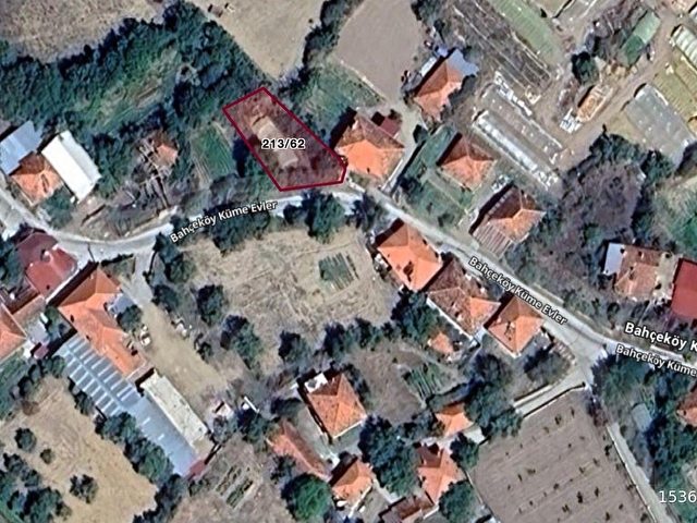 Tavas Bahçeköy Köyiçi İmarlı Arsa