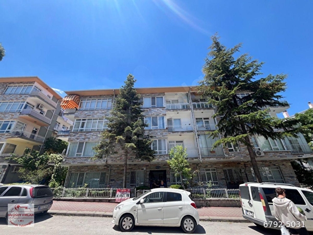 Emekte 3+1 Giriş Katında Merkezi Isıtma Metro Yakını - Görsel 23