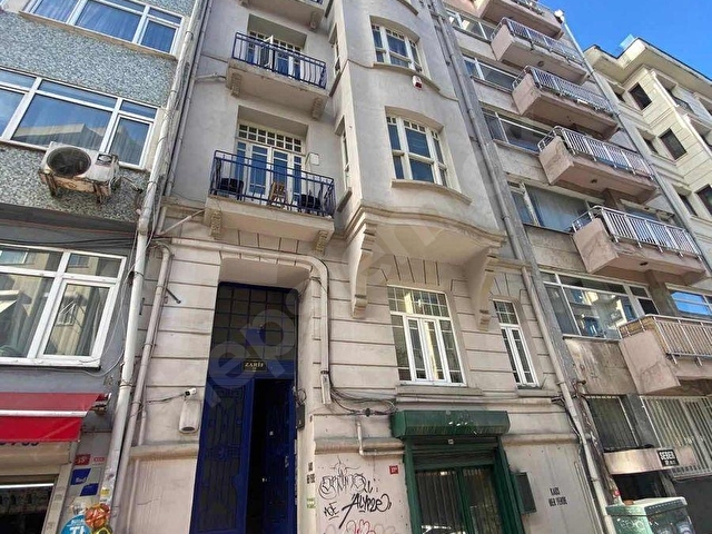 Cihangir Akyol Caddesi Üzerinde Yüksek Tavanlı 2+1 Kiralık Daire - Görsel 19