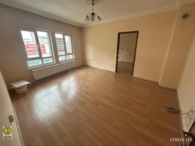 CİHAN EMLAKTAN MAMAK ÇARŞI DÜZLÜKTE SATILIK KATTA 3+1 DAİRE