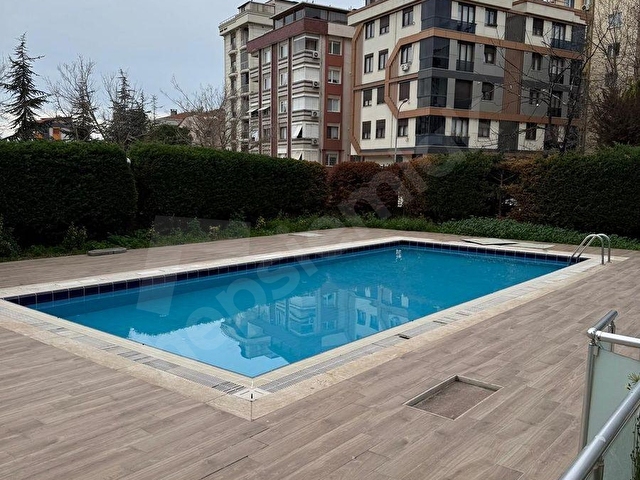 SÜMER EVLERİNDE ADA MANZARALI HAVUZLU SİTEDE MARMARAYA YAKIN 4+1 - Görsel 26
