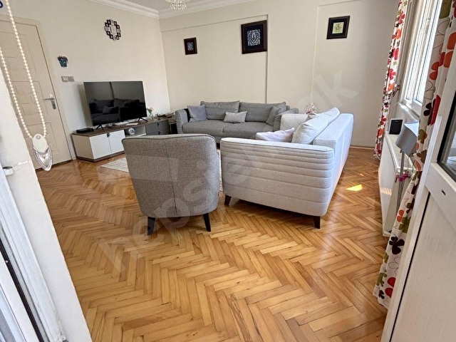 Eminden,Zeynepkamil hastaneye yakın,3+1,OTOPARKLI,25 yıllık,VİDEO EKLİ - Görsel 4