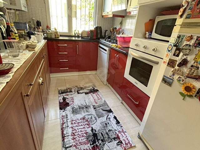 Eminden,Zeynepkamil hastaneye yakın,3+1,OTOPARKLI,25 yıllık,VİDEO EKLİ - Görsel 13