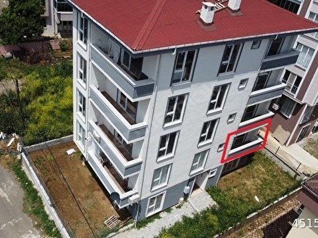 BARBAROS ,TOPAĞAÇ mah.sinde sıfır ara kat 1+1 satılık daire ..