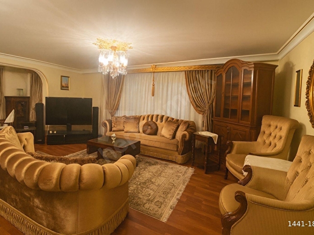 Zekeriyaköy Acarlar Sitesi | 257m² | 6+1 Çatı Dubleks | Şömineli - Görsel 2