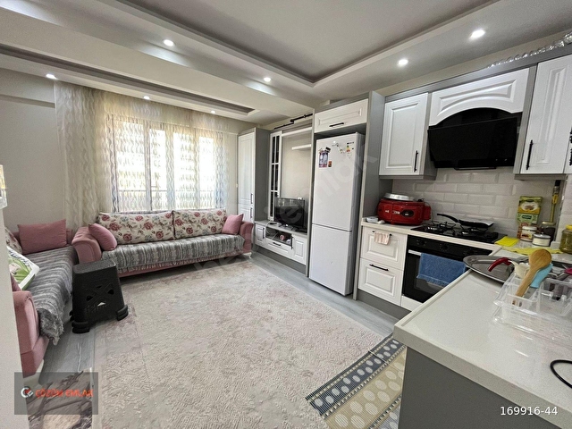 ÇÖZÜM EMLAKTAN MURADİYE İSTASYON CİV. 1+1 ARA KAT SATILIK DAİRE - Görsel 5