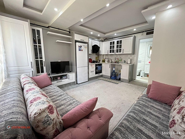 ÇÖZÜM EMLAKTAN MURADİYE İSTASYON CİV. 1+1 ARA KAT SATILIK DAİRE - Görsel 9