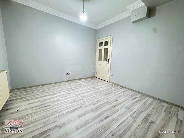 ULAŞIMA BİR ADIM-AYRI MUTFAKLI-CADDE ÜZERİ-2+1 DAİRE - Görsel 10