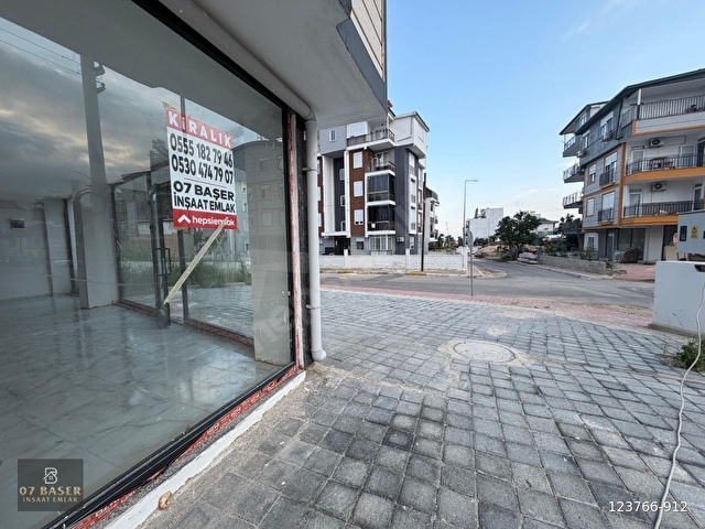 ÇAMLIBELDE KİRALIK KÖŞEBAŞI CEPHESİ AÇIK 49 M2 DÜKKAN - Görsel 8
