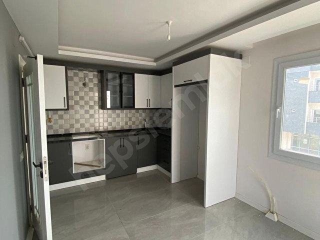 MURAT EMLAKTAN BAĞLAR MAH. 121 METRE KARE 3+1 AMERİKAN MUTFAK SATILIK DAİRE. - Görsel 4