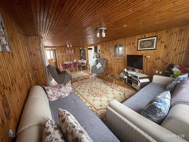 SAKARYA EĞİTİM ARAŞTIRMA YAKINI, 190m2 ARSADA MÜSTAKİL EV - Görsel 26