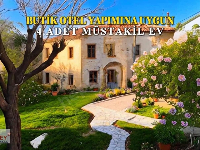 Kösedere köyünde 4 adet taş ev