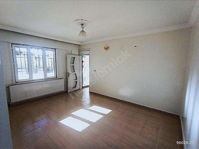 60.YIL MAHALLESİNDE KİRALIK DOĞALGAZLI DAİRE - Görsel 3