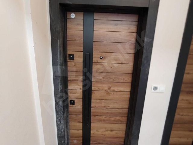Foça Fevzi Çakmak Mahallesinde Sıfır 2+1 Satılık Daire - Görsel 14