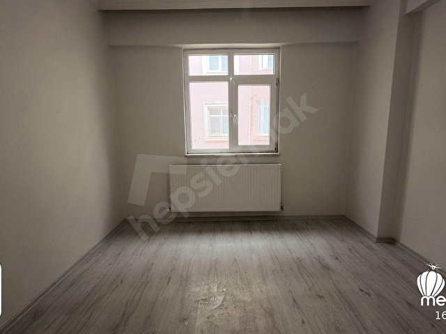 KARASUDA DENİZE 150 m MESAFEDE MUTFAK AYRI FIRSAT DAİRE - Görsel 18
