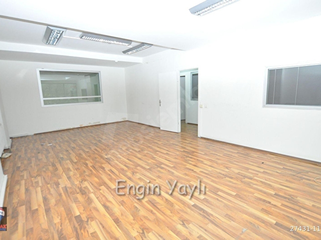 HASANPAŞA İŞ MERKEZLERİNDE ÇEVRE YOLU CEPHELİ 7 BÖLÜMLÜ 220m2 FIRSAT OFİS - Görsel 6