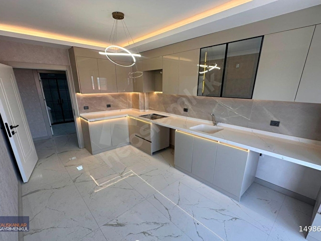 ÇALIŞKANLARDAN OKUL HASTANE YANI ULTRALÜX 3+1 GİYİNME ODALI DAİRE - Görsel 3