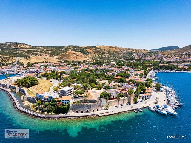 Eski Foça Teraslı, Eşyalı, 2+1 - Görsel 4