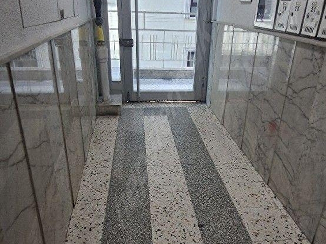 MECİDİYE GAYRİMENKULDEN A.MENDERES MHDE 2+1 KOTTA NORMAL YAPILI - Görsel 24