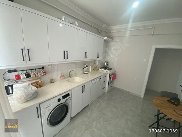 FURKAN EMLAKTAN SAİTBEY MAH 1.KAT 2+1 110M2 İÇİ FULL YAPILI FIRSAT DAİRE - Görsel 3
