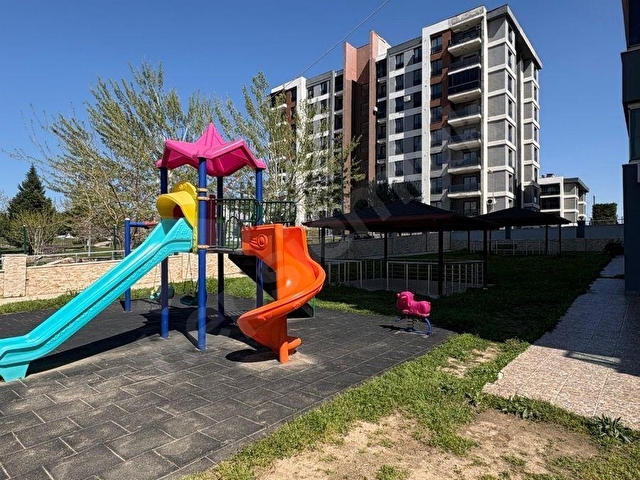 ŞEMİKLER DE 180m2 ARAKAT 3+1 GENİŞ DAİRE - Görsel 16