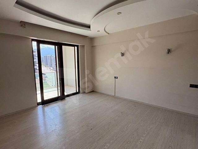 ŞEMİKLER DE 180m2 ARAKAT 3+1 GENİŞ DAİRE - Görsel 8