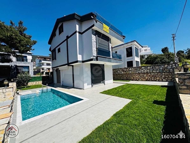 AKBÜKTE Bol Oksijenli, Geniş Teraslı Müstakil Havuzlu Villa - Görsel 5