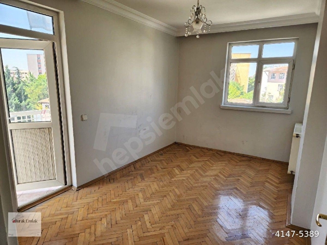 Burak Emlakdan Kiralık Daire Cebeci Karacabey Sk. 3+1 B.Salon Arakat - Görsel 7