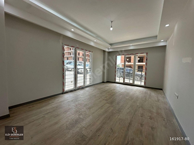 SOĞANCILAR CADDESİNDE EBEVEYN BANYOLU 2+1 SATILIK LÜKS DAİRE - Görsel 5