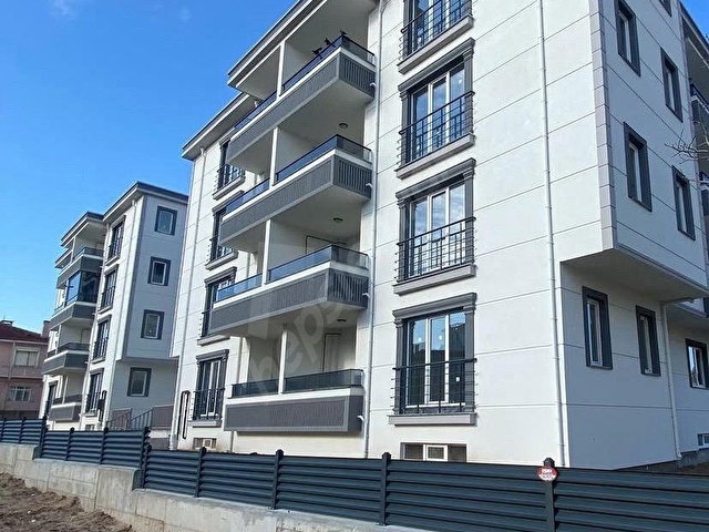 BABAESKİDE HÜKÜMET KONAĞI MEVKİİNDE SATILIK 3+1 155M2 DAİRE1 - Görsel 6