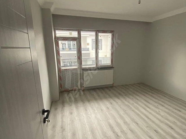 BABAESKİDE HÜKÜMET KONAĞI MEVKİİNDE SATILIK 3+1 155M2 DAİRE1 - Görsel 12