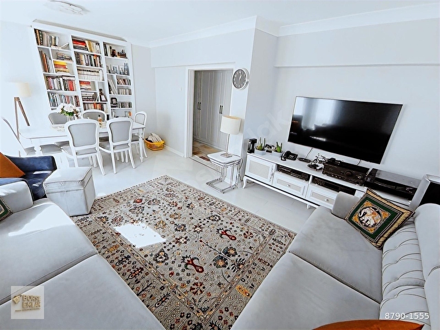 BAĞLAR CADDESİNDE FULL YAPILI  2+1 ARAKAT YÜKSEK GİRİŞ   DAİRE - Görsel 2