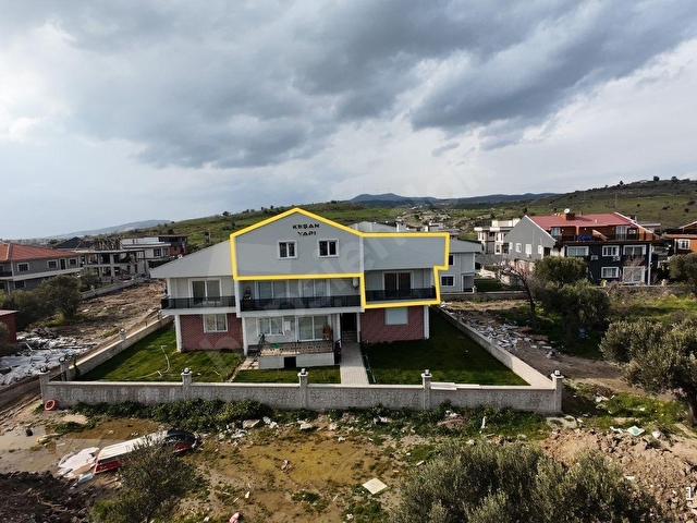 ACiLLL DENİZE 500 METRE 170m2 ÖZEL YAPIM 3+1 DUBLEX DAİRE - Görsel 4