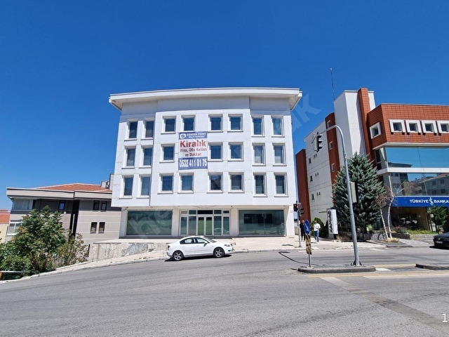 TURAN GÜNEŞ BULVARINA YAK 750M2 YAPILI 4 KAT KİRALIK OFİS BİNASI