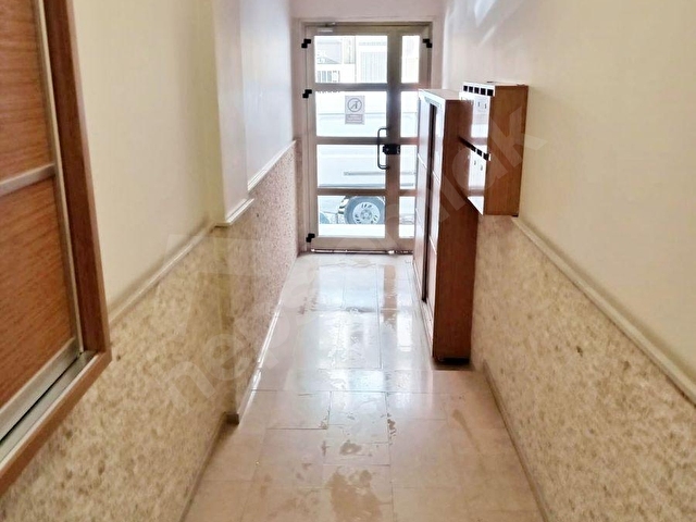 KARŞIYAKADA MERKEZİ KONUMDA D.GAZLI BAHÇELİ KİRALIK 2+1 DAİRE - Görsel 14