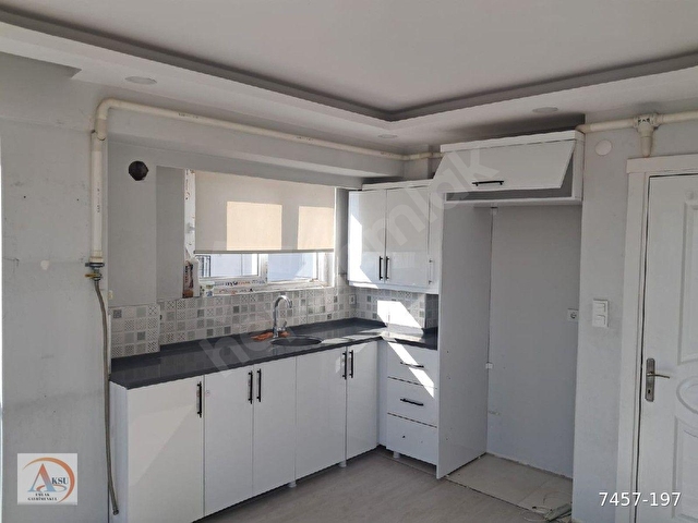 Bayraklı Cengizhan Mahallesinde Deniz Manzaralı 2+1 90 m2 Satılık Daire - Görsel 5