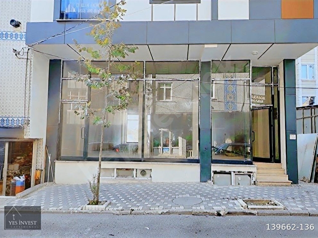 Karlıbayır Merkezde Yüksek Görünürlüklü Kiralık Dükkan