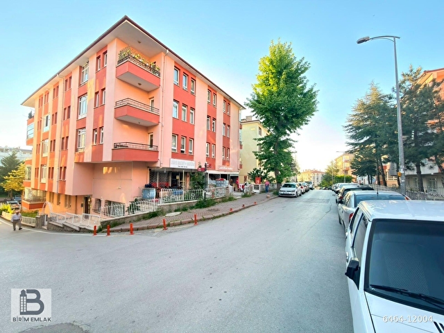 BİRİMDEN,SOKULLU CADDE YAKINI,2+1,KOMBİLİ,YAPILI,GİRİŞ KAT - Görsel 12