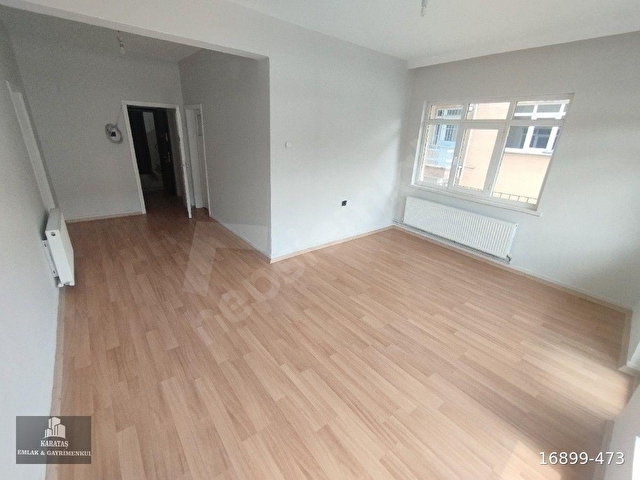 MAHMUT ESAT BOZKURT CADDESİNDE 1.KATTA 3+1 FULL YAPILI SATILIK FIRSAT DAİRE  !