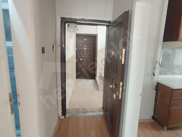 MAHMUT ESAT BOZKURT CADDESİNDE 1.KATTA 3+1 FULL YAPILI SATILIK FIRSAT DAİRE  ! - Görsel 16
