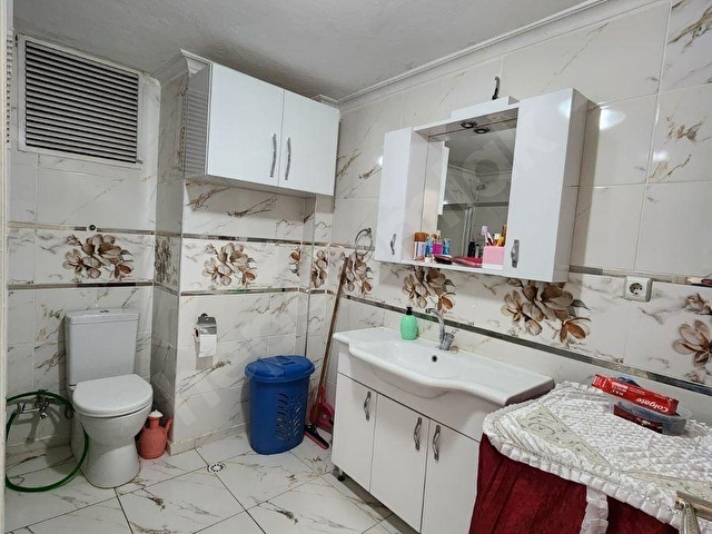 KOLEJTEPENİN MERKEZİNDE ASANSÖRLÜ BAKIMLI 3+1 DAİRE FIRSATI !!! - Görsel 4