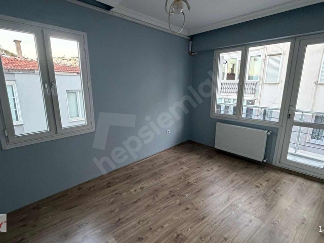 GÖZTEPEDE YENİ TADİLATLI İÇ MİMAR DOKUNUŞLU 3+1 SATILIK DAİRE - Görsel 5